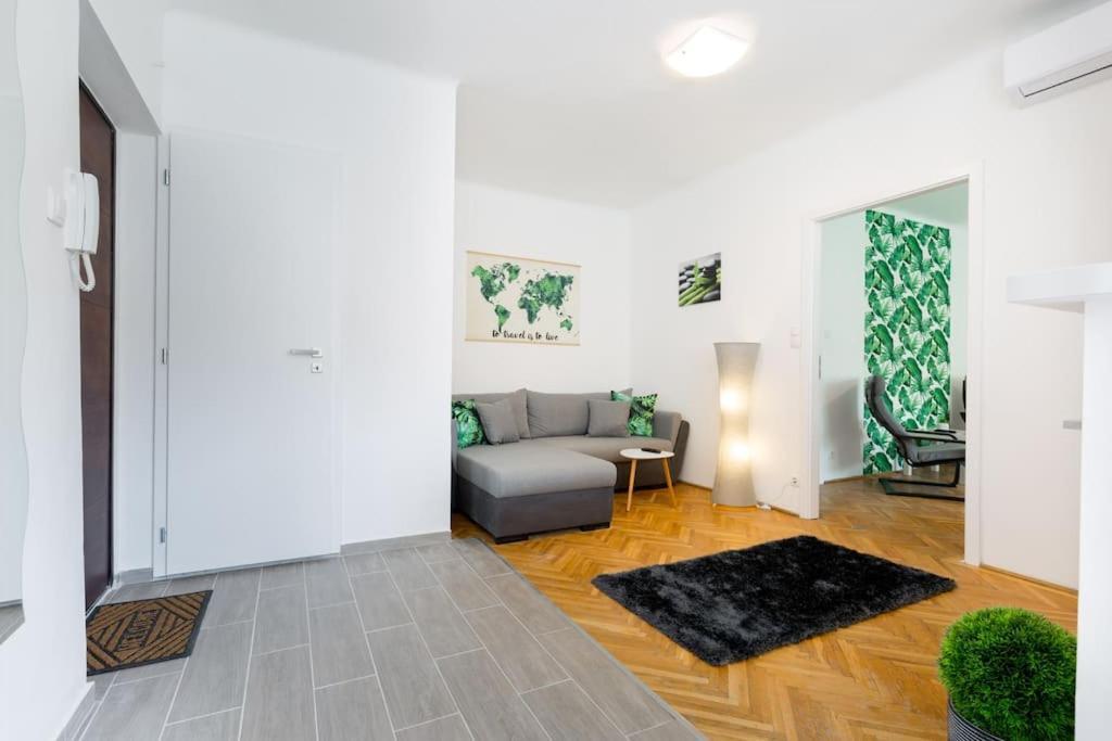 Rumbach 22 Center Apartment With Ac Budapest Luaran gambar