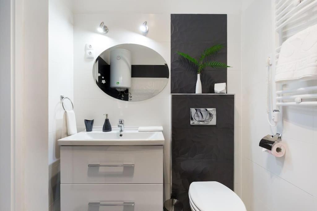 Rumbach 22 Center Apartment With Ac Budapest Luaran gambar